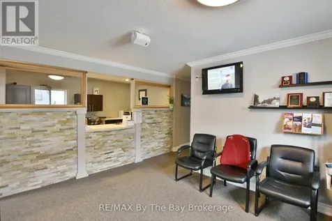 1535 Mosley Street Wasaga Beach ON L9Z 2B7