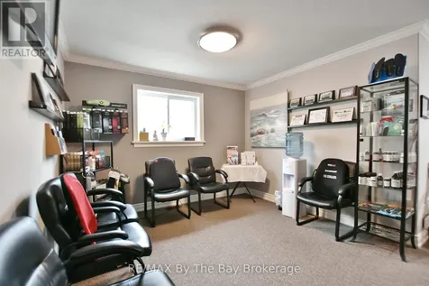 1535 Mosley Street Wasaga Beach ON L9Z 2B7