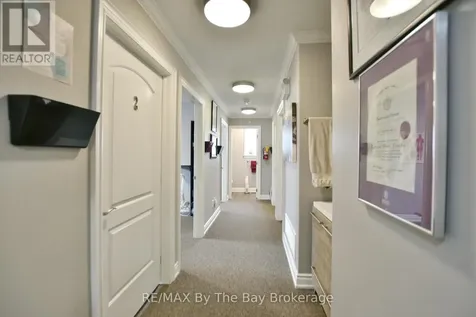 1535 Mosley Street Wasaga Beach ON L9Z 2B7