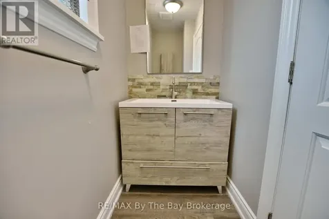 1535 Mosley Street Wasaga Beach ON L9Z 2B7