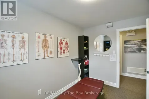 1535 Mosley Street Wasaga Beach ON L9Z 2B7