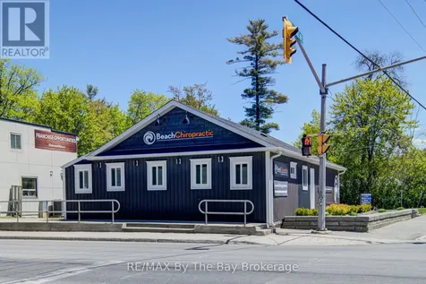 1535 Mosley Street Wasaga Beach ON L9Z 2B7