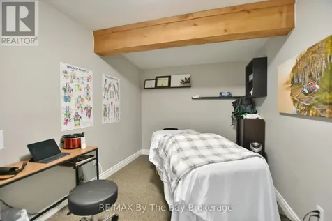 1535 Mosley Street Wasaga Beach ON L9Z 2B7