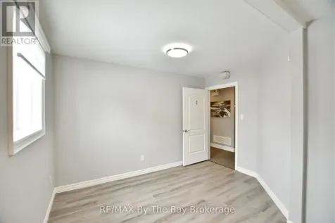 1535 Mosley Street Wasaga Beach ON L9Z 2B7