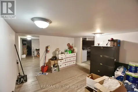 1535 Mosley Street Wasaga Beach ON L9Z 2B7