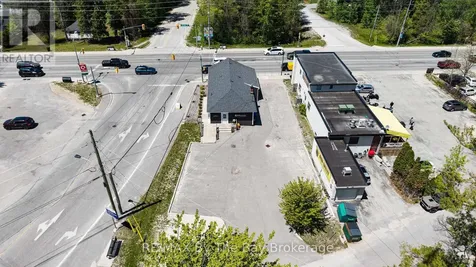 1535 Mosley Street Wasaga Beach ON L9Z 2B7