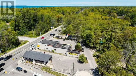 1535 Mosley Street Wasaga Beach ON L9Z 2B7