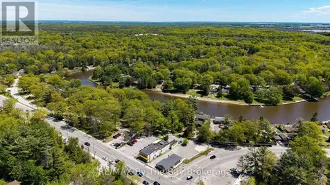 1535 Mosley Street Wasaga Beach ON L9Z 2B7