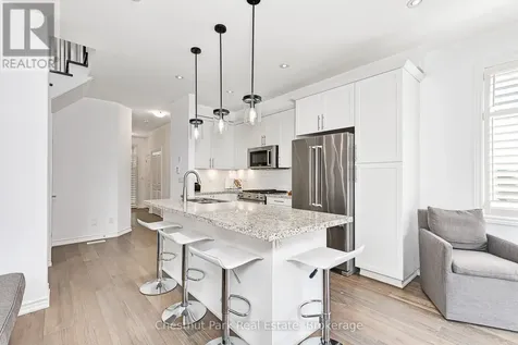 18 Gregory Avenue Collingwood ON L9Y 0Z5