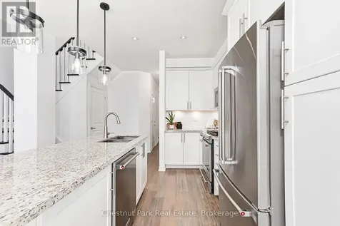 18 Gregory Avenue Collingwood ON L9Y 0Z5