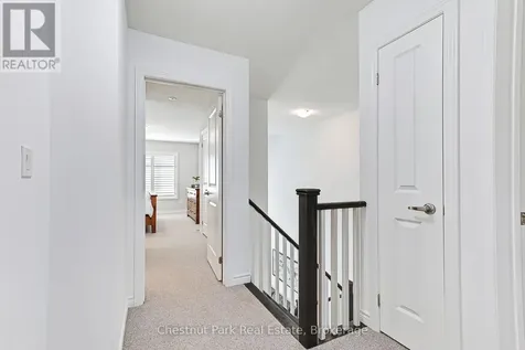 18 Gregory Avenue Collingwood ON L9Y 0Z5