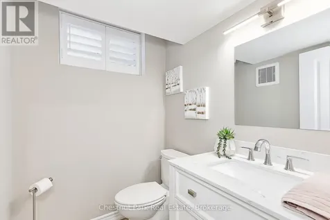 18 Gregory Avenue Collingwood ON L9Y 0Z5
