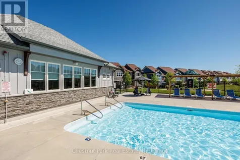 18 Gregory Avenue Collingwood ON L9Y 0Z5