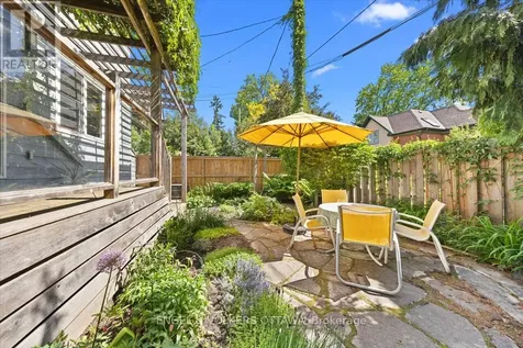 4 Allan Place Ottawa ON K1S 3T1