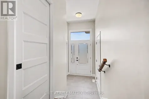 537 Regina Street Russell ON K0A 1W0
