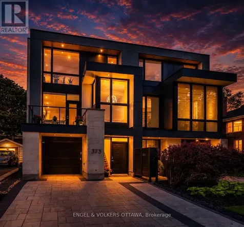 373 Berkley Avenue Ottawa ON K2A 2G9