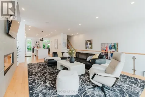 373 Berkley Avenue Ottawa ON K2A 2G9