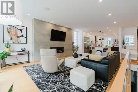 373 Berkley Avenue Ottawa ON K2A 2G9