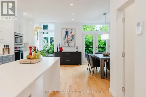 373 Berkley Avenue Ottawa ON K2A 2G9