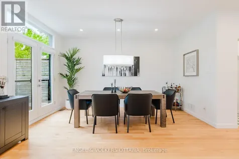 373 Berkley Avenue Ottawa ON K2A 2G9