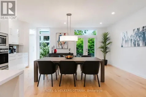 373 Berkley Avenue Ottawa ON K2A 2G9