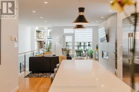 373 Berkley Avenue Ottawa ON K2A 2G9