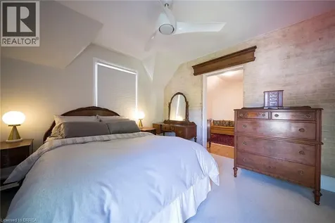 11 Chestnut Avenue Brantford ON N3T 4B9
