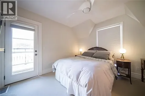 11 Chestnut Avenue Brantford ON N3T 4B9