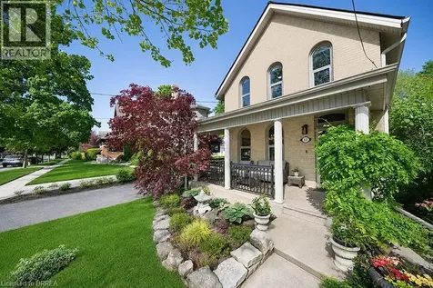 11 Chestnut Avenue Brantford ON N3T 4B9