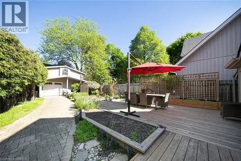 11 Chestnut Avenue Brantford ON N3T 4B9