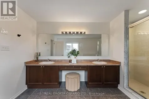 20 Denbury Court Whitby (brooklin) ON L1M 0H5