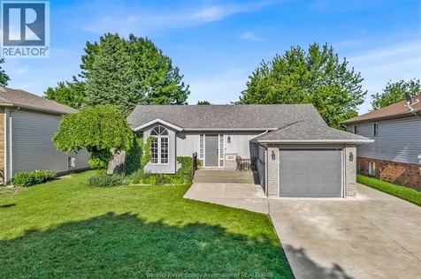 382 Thorn Ridge Amherstburg ON N9V 3X2