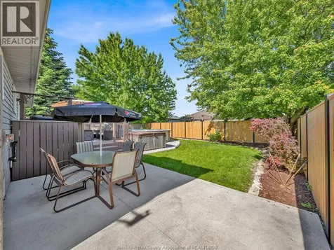 382 Thorn Ridge Amherstburg ON N9V 3X2