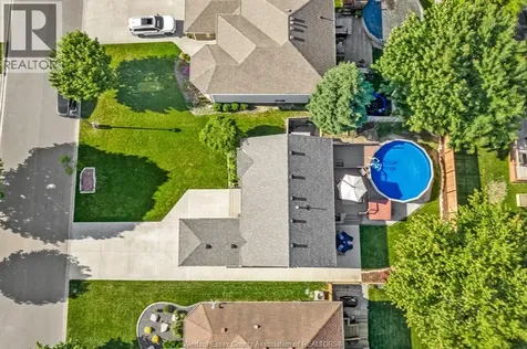 382 Thorn Ridge Amherstburg ON N9V 3X2
