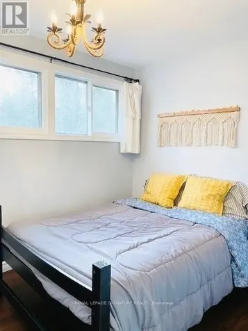 23 61st Street South Wasaga Beach ON L9Z 1W1