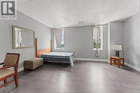 1353 Wellington Avenue Windsor ON N8X 2C1