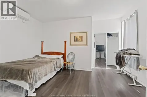 1353 Wellington Avenue Windsor ON N8X 2C1