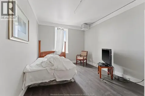 1353 Wellington Avenue Windsor ON N8X 2C1