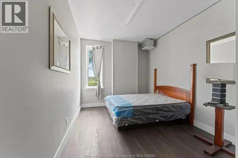 1353 Wellington Avenue Windsor ON N8X 2C1