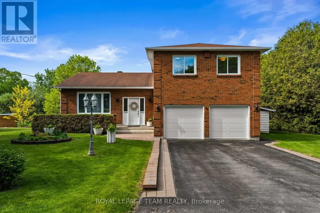 44 Steeple Hill Crescent Ottawa ON K2R 1G3