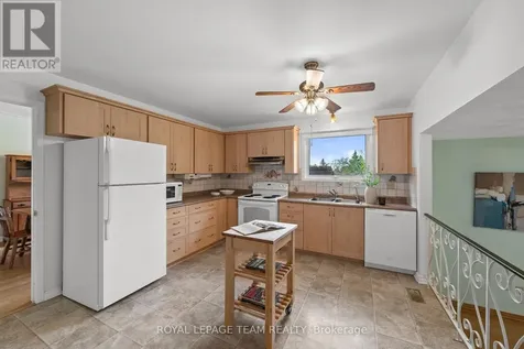 44 Steeple Hill Crescent Ottawa ON K2R 1G3