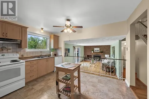 44 Steeple Hill Crescent Ottawa ON K2R 1G3