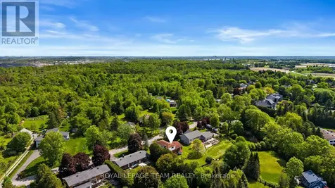 44 Steeple Hill Crescent Ottawa ON K2R 1G3