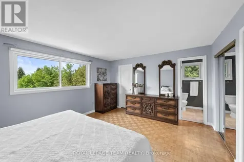 44 Steeple Hill Crescent Ottawa ON K2R 1G3