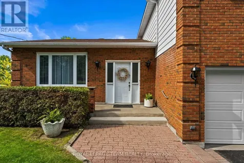 44 Steeple Hill Crescent Ottawa ON K2R 1G3