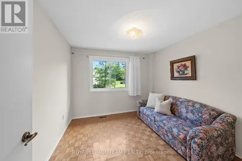 44 Steeple Hill Crescent Ottawa ON K2R 1G3