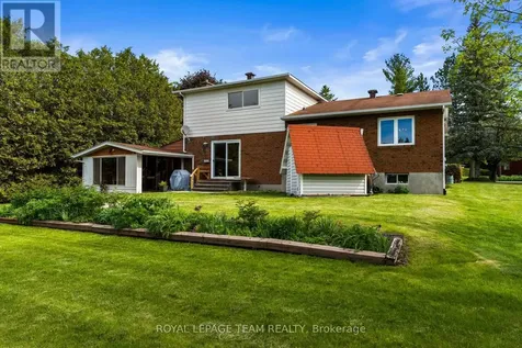 44 Steeple Hill Crescent Ottawa ON K2R 1G3