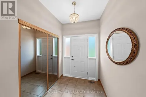 44 Steeple Hill Crescent Ottawa ON K2R 1G3