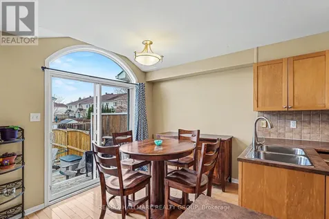 1055 Candlewood Street Ottawa ON K4A 5E9