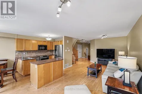 1055 Candlewood Street Ottawa ON K4A 5E9